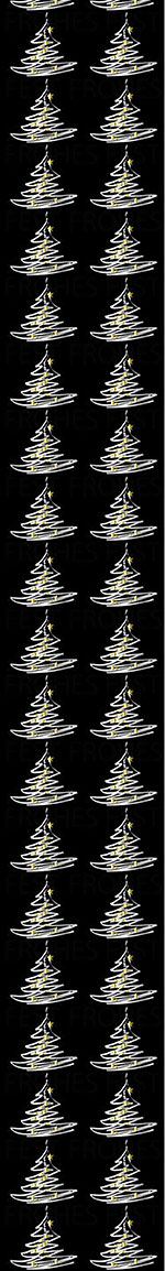 patterned-wallpaper-christmas-tree-with-gold-decor