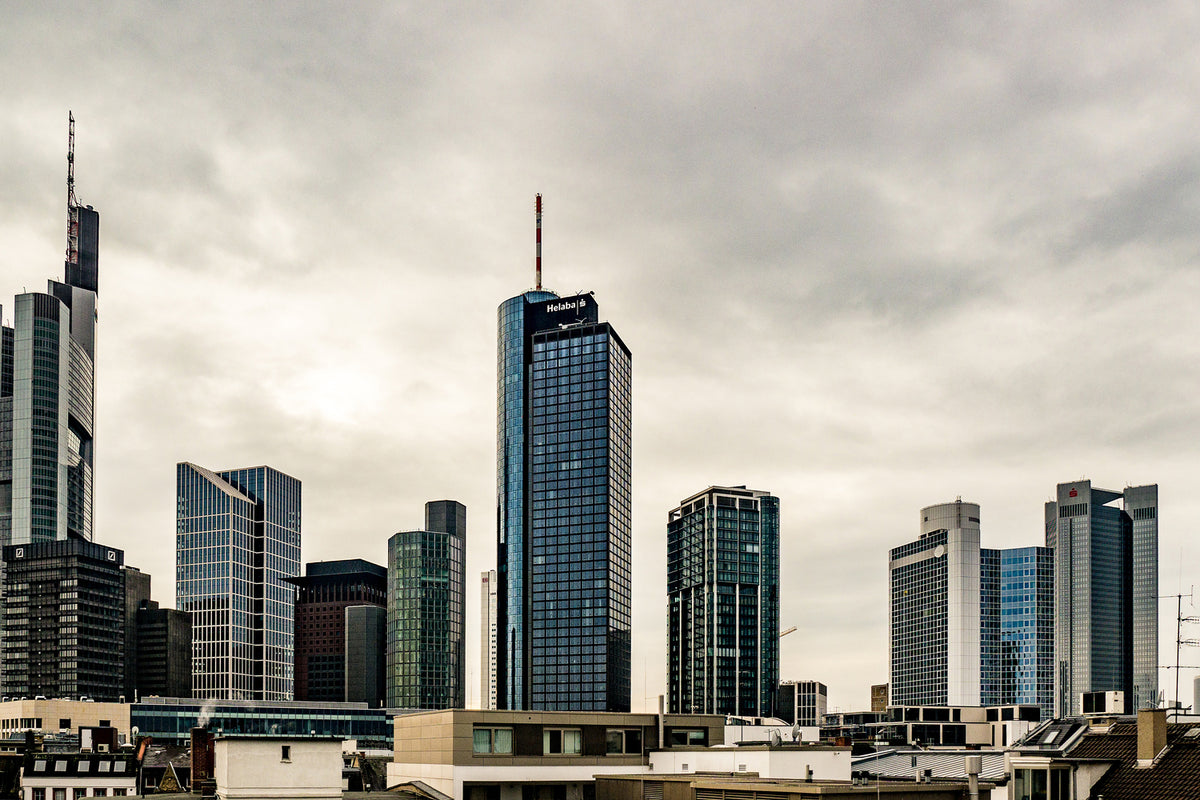 photo-wallpaper-skyline-frankfurt-germany