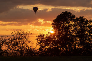 photo-wallpaper-gentle-flight-over-the-landscape