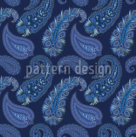 patterned-wallpaper-royal-paisley