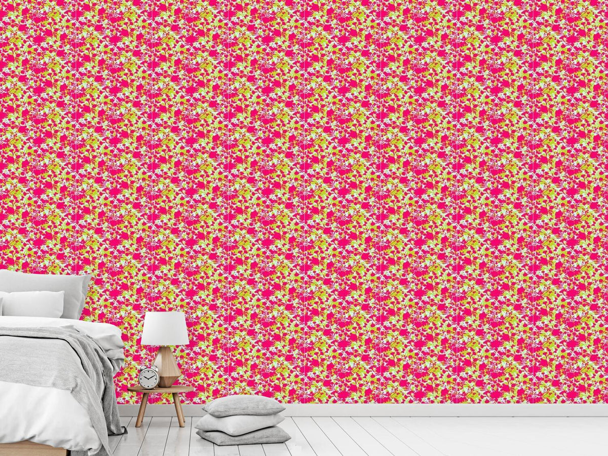 patterned-wallpaper-cut-out-flora