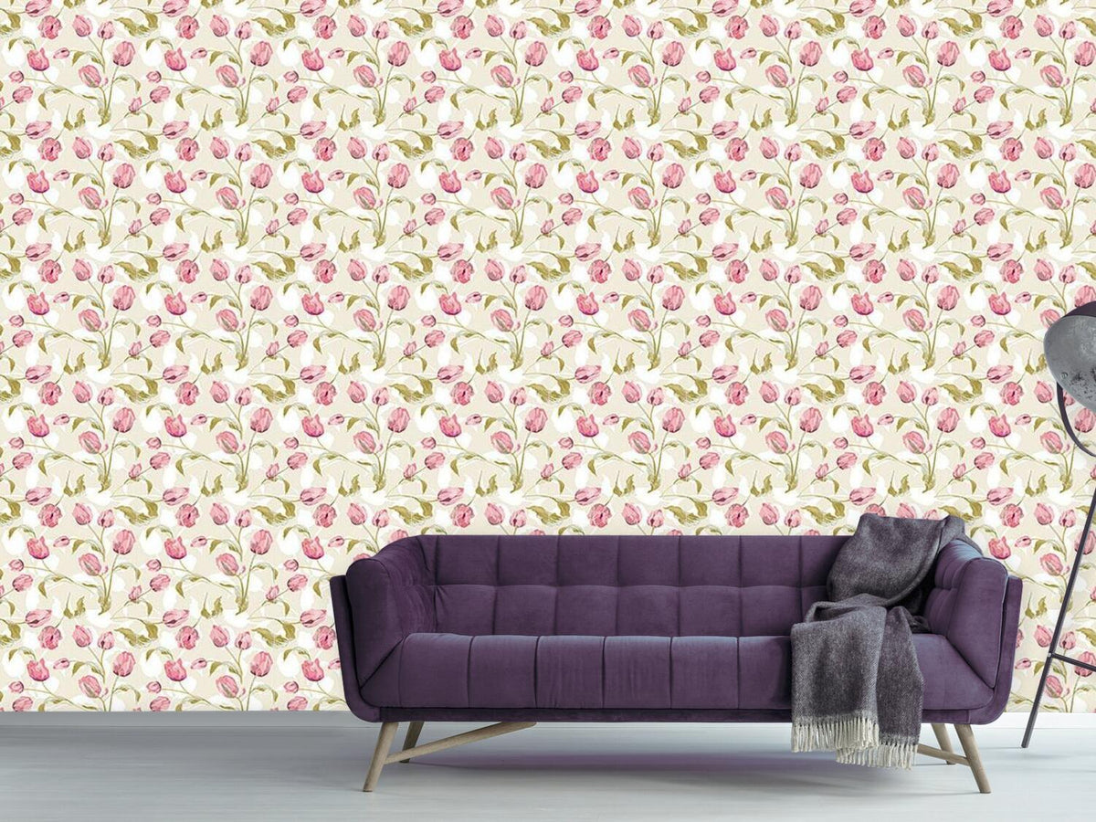 patterned-wallpaper-tulips