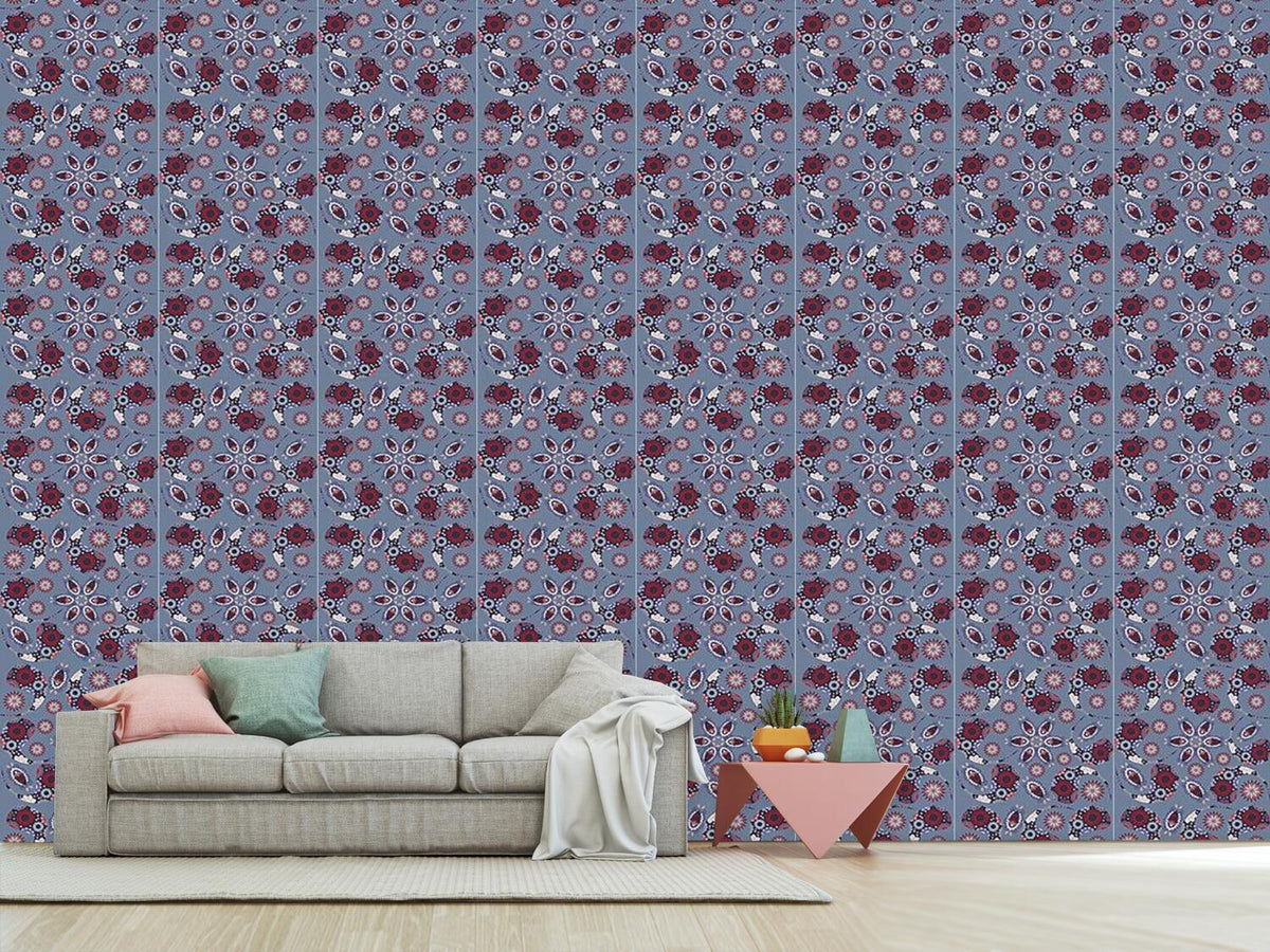 patterned-wallpaper-paisley-and-bug