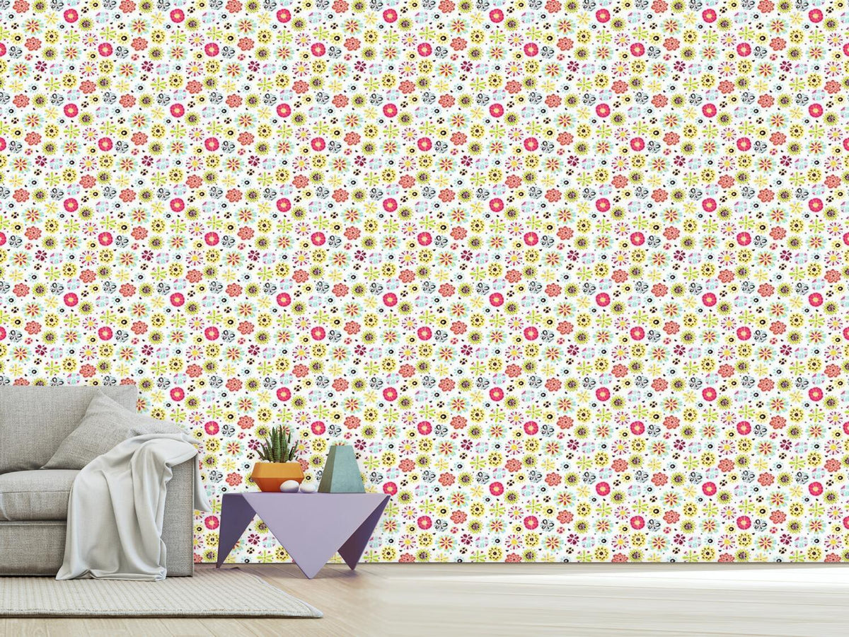 patterned-wallpaper-flowers-shine-in-summer