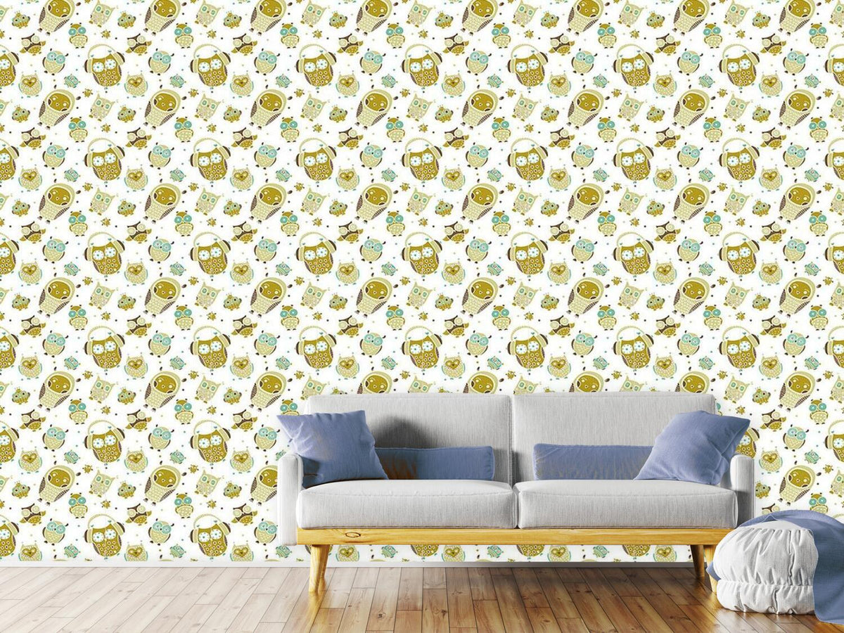 patterned-wallpaper-owls-show