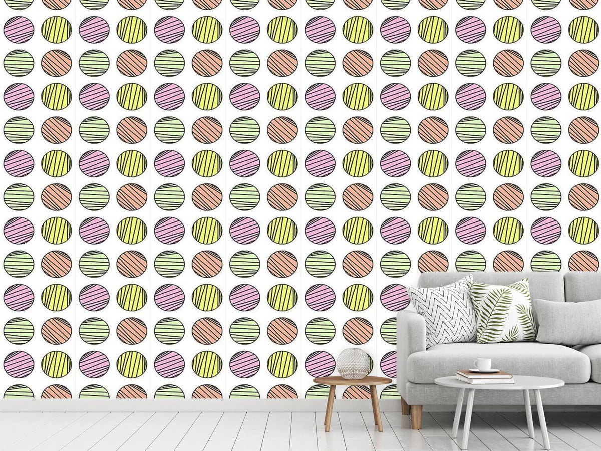 patterned-wallpaper-striped-circles