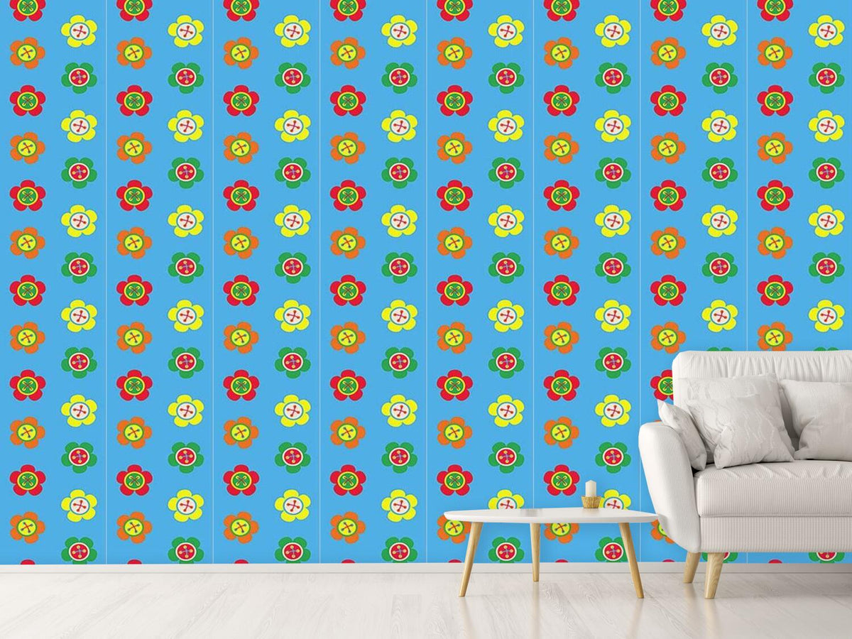 patterned-wallpaper-flower-buttons