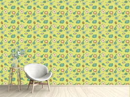 patterned-wallpaper-pots-and-pans