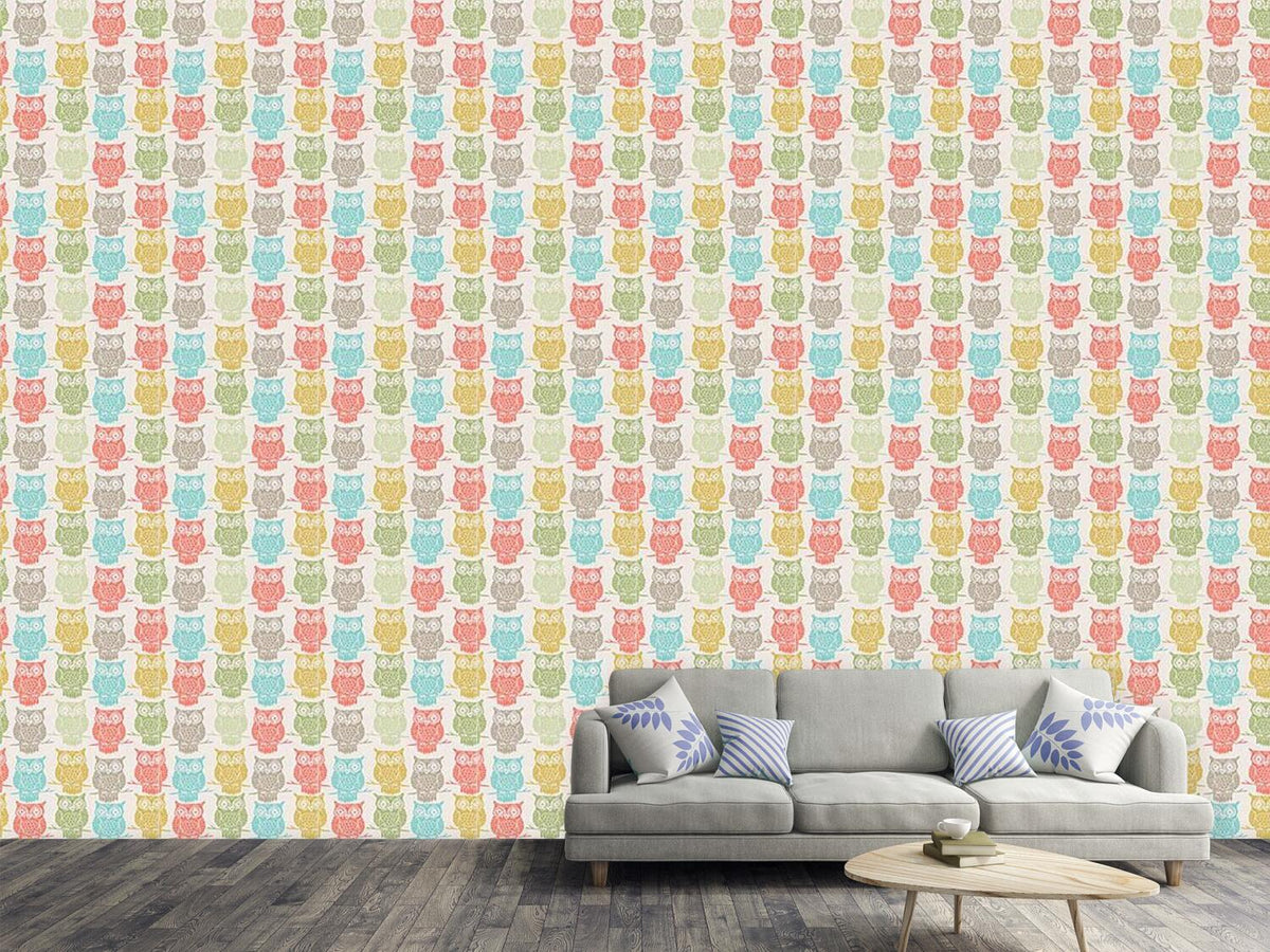 patterned-wallpaper-colored-owls-look-out