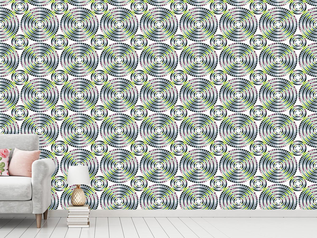 patterned-wallpaper-glimmering-dot-wheels